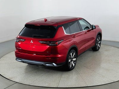 2026 Mitsubishi Outlander LE