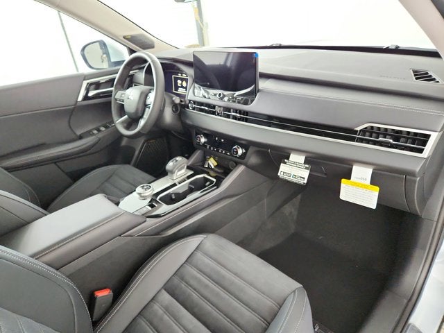 2026 Mitsubishi Outlander Base