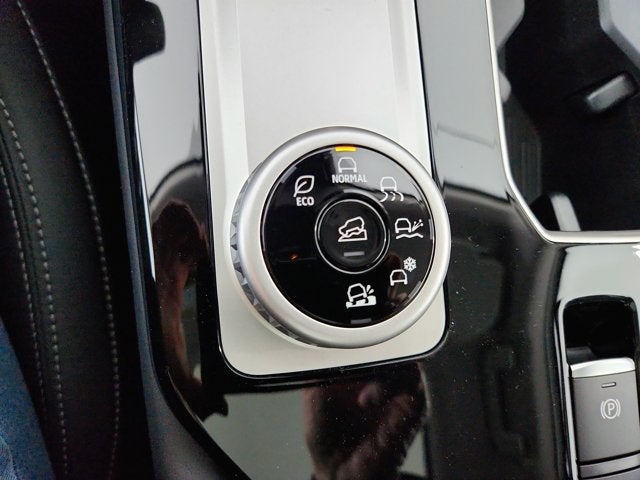 2026 Mitsubishi Outlander Base