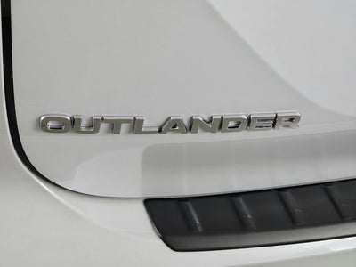 2026 Mitsubishi Outlander SE