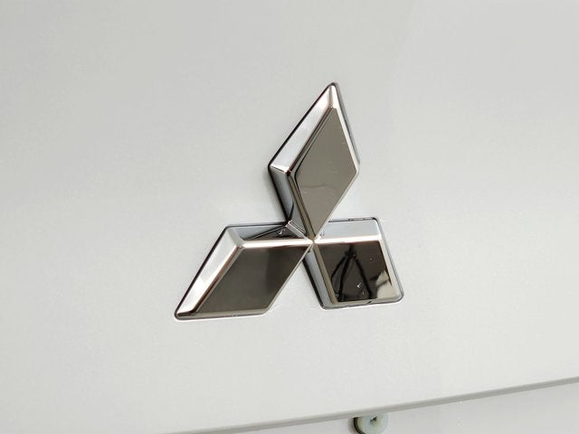 2026 Mitsubishi Outlander Base