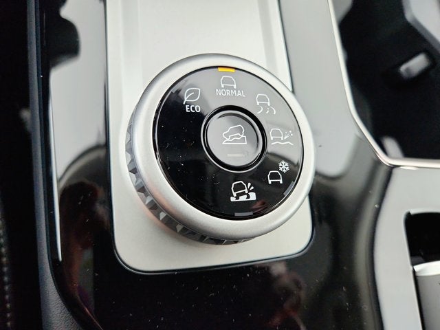 2026 Mitsubishi Outlander Base