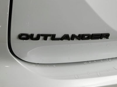 2026 Mitsubishi Outlander LE