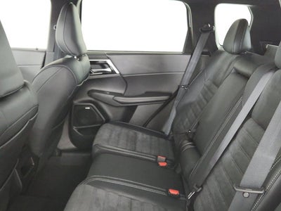 2026 Mitsubishi Outlander LE