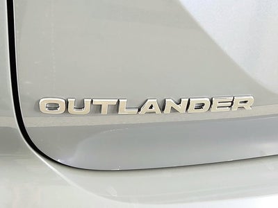 2026 Mitsubishi Outlander SE