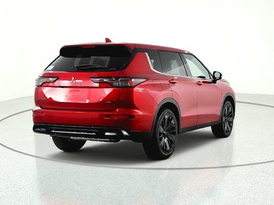 2026 Mitsubishi Outlander LE