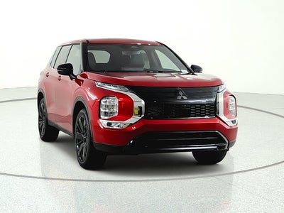 2026 Mitsubishi Outlander LE