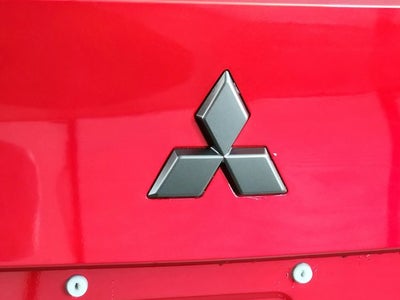 2027 Mitsubishi Outlander LE