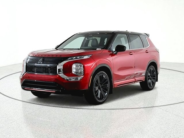 2027 Mitsubishi Outlander LE
