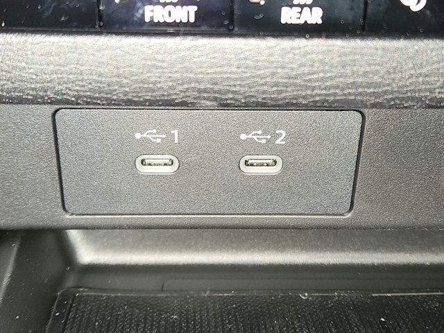 2027 Mitsubishi Outlander LE