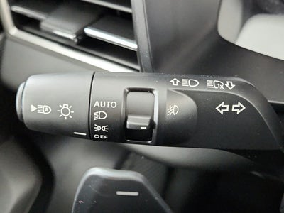 2027 Mitsubishi Outlander LE