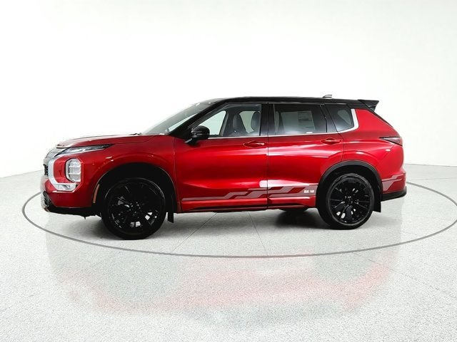 2027 Mitsubishi Outlander LE