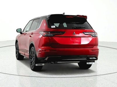 2027 Mitsubishi Outlander LE