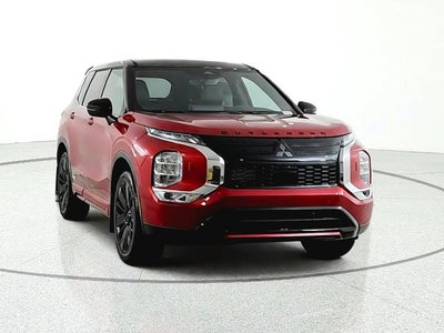 2027 Mitsubishi Outlander LE