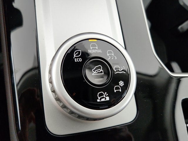 2026 Mitsubishi Outlander Base