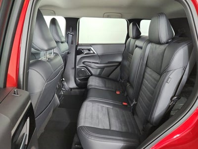 2026 Mitsubishi Outlander Base