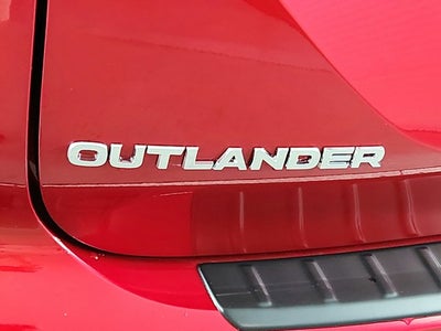 2026 Mitsubishi Outlander Base