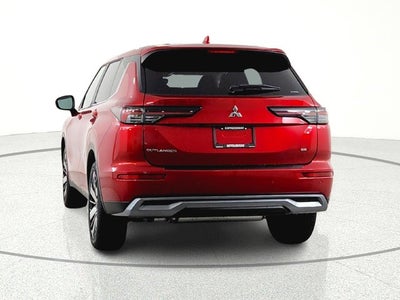 2026 Mitsubishi Outlander Base