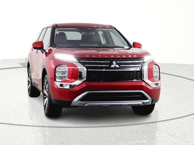 2026 Mitsubishi Outlander Base