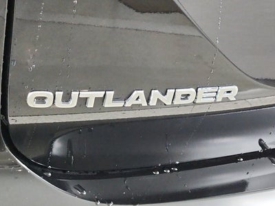 2026 Mitsubishi Outlander SE