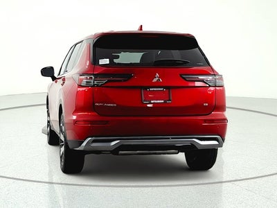 2026 Mitsubishi Outlander SE