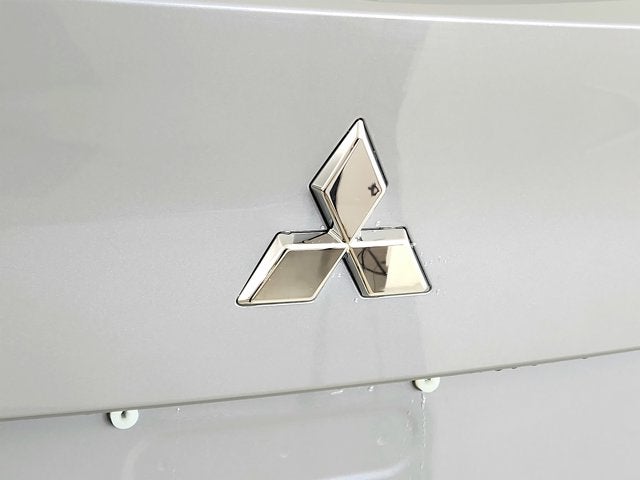 2026 Mitsubishi Outlander Base