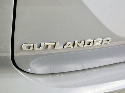 2026 Mitsubishi Outlander Base