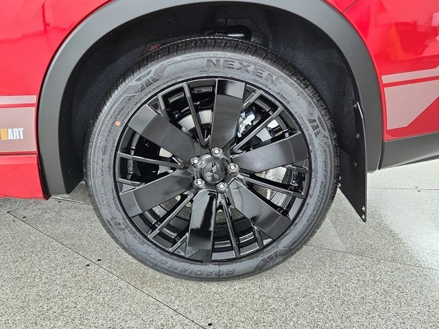 2027 Mitsubishi Outlander LE