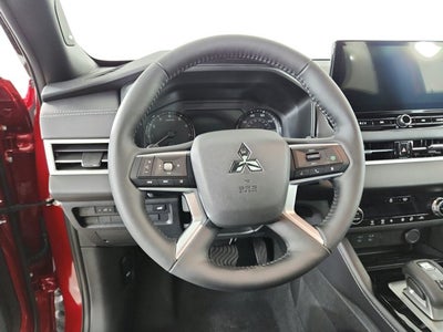 2027 Mitsubishi Outlander LE