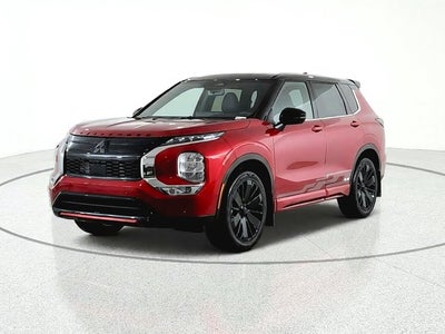 2027 Mitsubishi Outlander LE