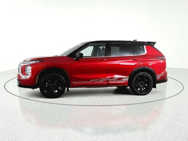 2027 Mitsubishi Outlander LE