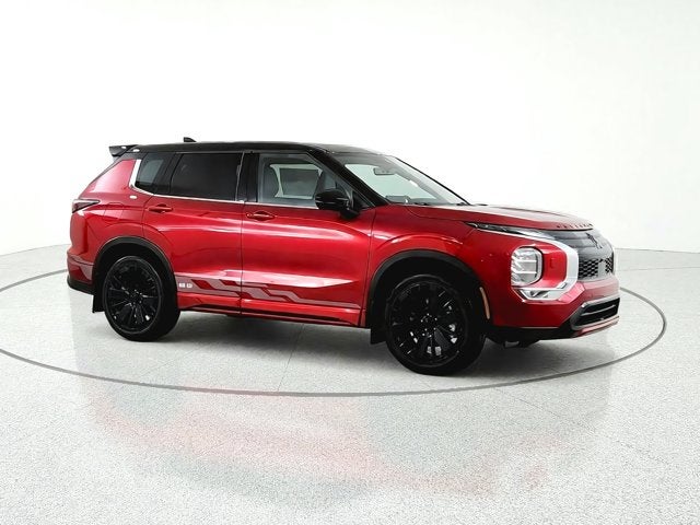 2027 Mitsubishi Outlander LE
