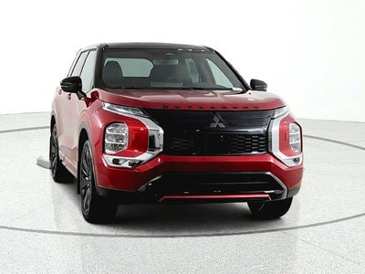 2027 Mitsubishi Outlander LE