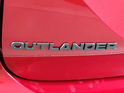 2026 Mitsubishi Outlander LE