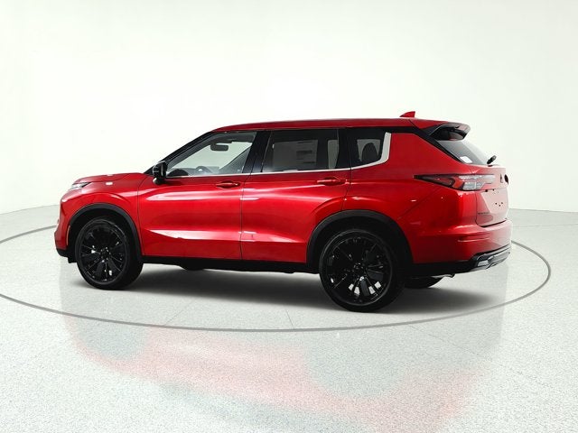 2026 Mitsubishi Outlander LE