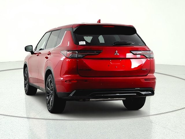 2026 Mitsubishi Outlander LE