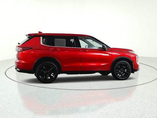 2026 Mitsubishi Outlander LE