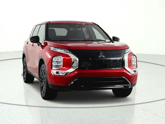 2026 Mitsubishi Outlander LE