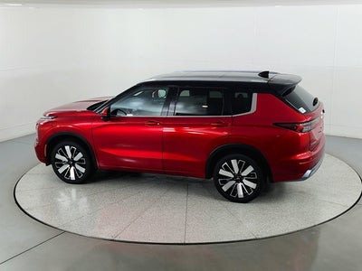 2025 Mitsubishi Outlander SEL