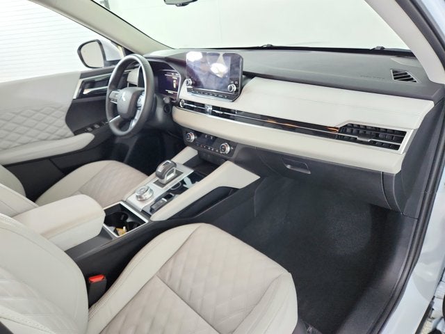 2024 Mitsubishi Outlander SEL