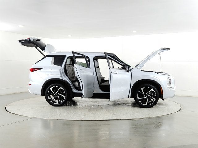 2024 Mitsubishi Outlander SEL