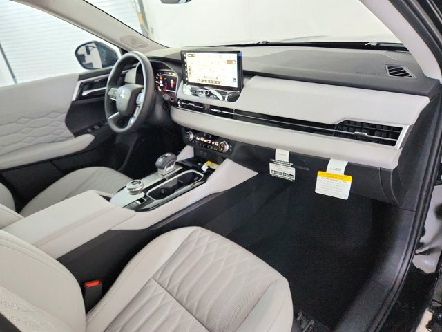 2025 Mitsubishi Outlander SEL