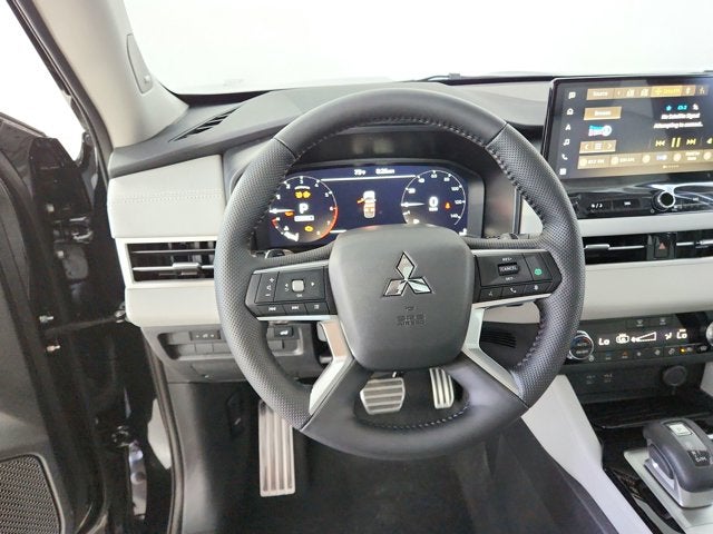 2025 Mitsubishi Outlander SEL