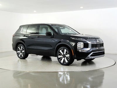 2025 Mitsubishi Outlander SEL