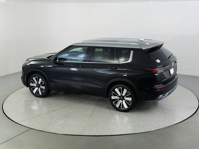 2025 Mitsubishi Outlander Platinum Edition