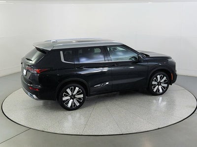 2025 Mitsubishi Outlander Platinum Edition