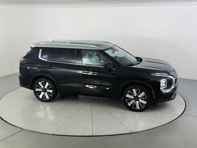 2025 Mitsubishi Outlander Platinum Edition