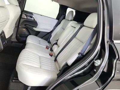 2025 Mitsubishi Outlander Platinum Edition