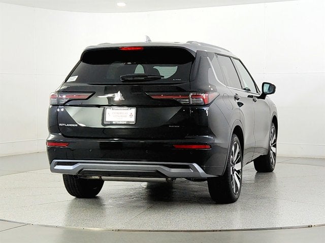 2025 Mitsubishi Outlander Platinum Edition