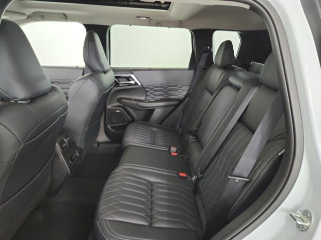 2026 Mitsubishi Outlander SEL